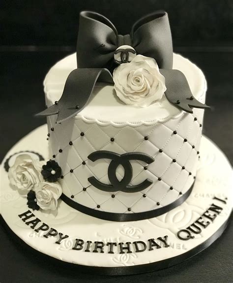 gateau d'anniversaire chanel|chanel cake ideas.